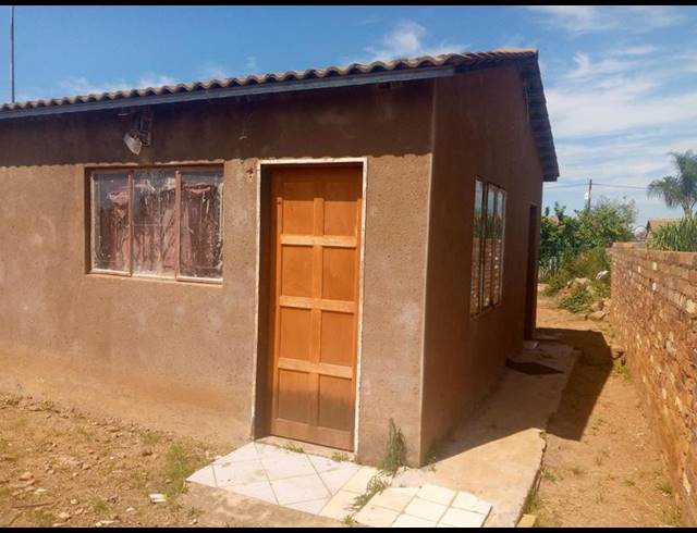 2 BEDROOM HOUSE FOR SALE IN SOSHANGUVE SOUTH